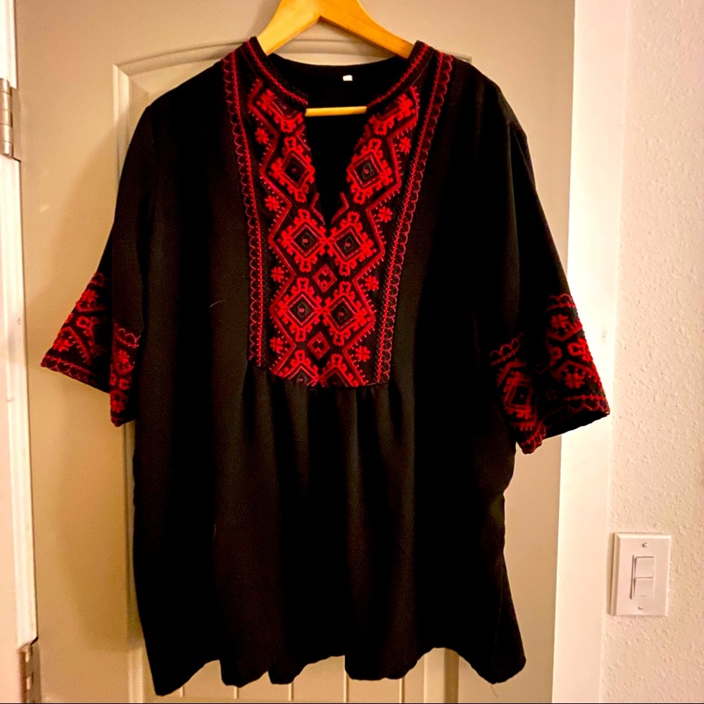 Cute boho embroidered black top! Size 3xl… only worn twice. Great condition!